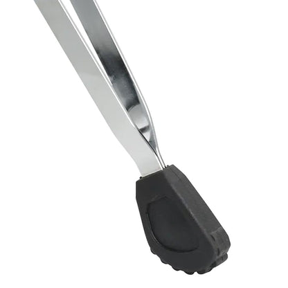Close up of the rubber-tipped feet and double-braced tripod legs of SP-C200