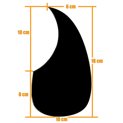 Black crescent moon shape with measurements in centimeters on a white background